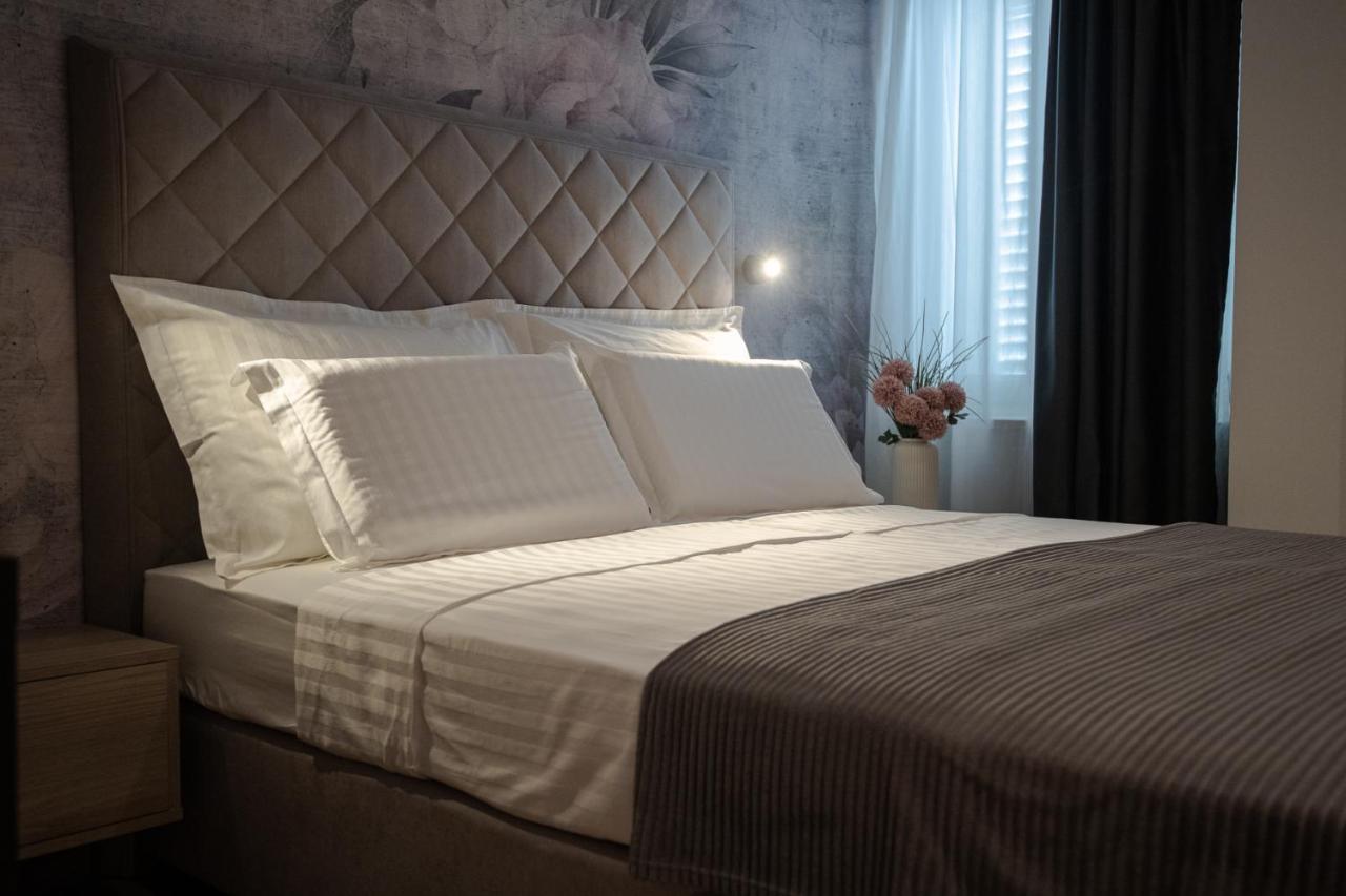 One&Only Luxury Apartment Zara Esterno foto